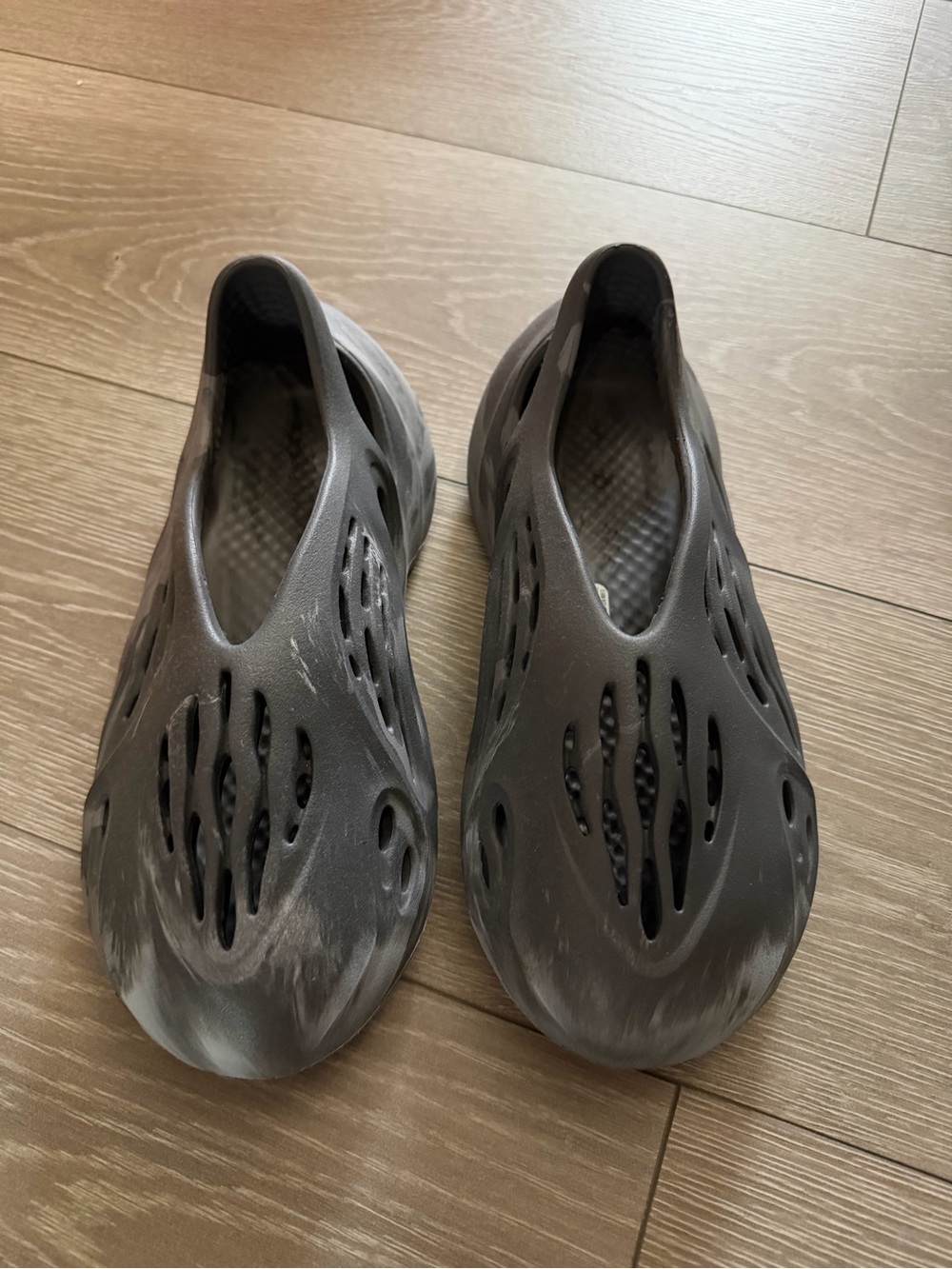 Yeezy Foam Runner - MX granite